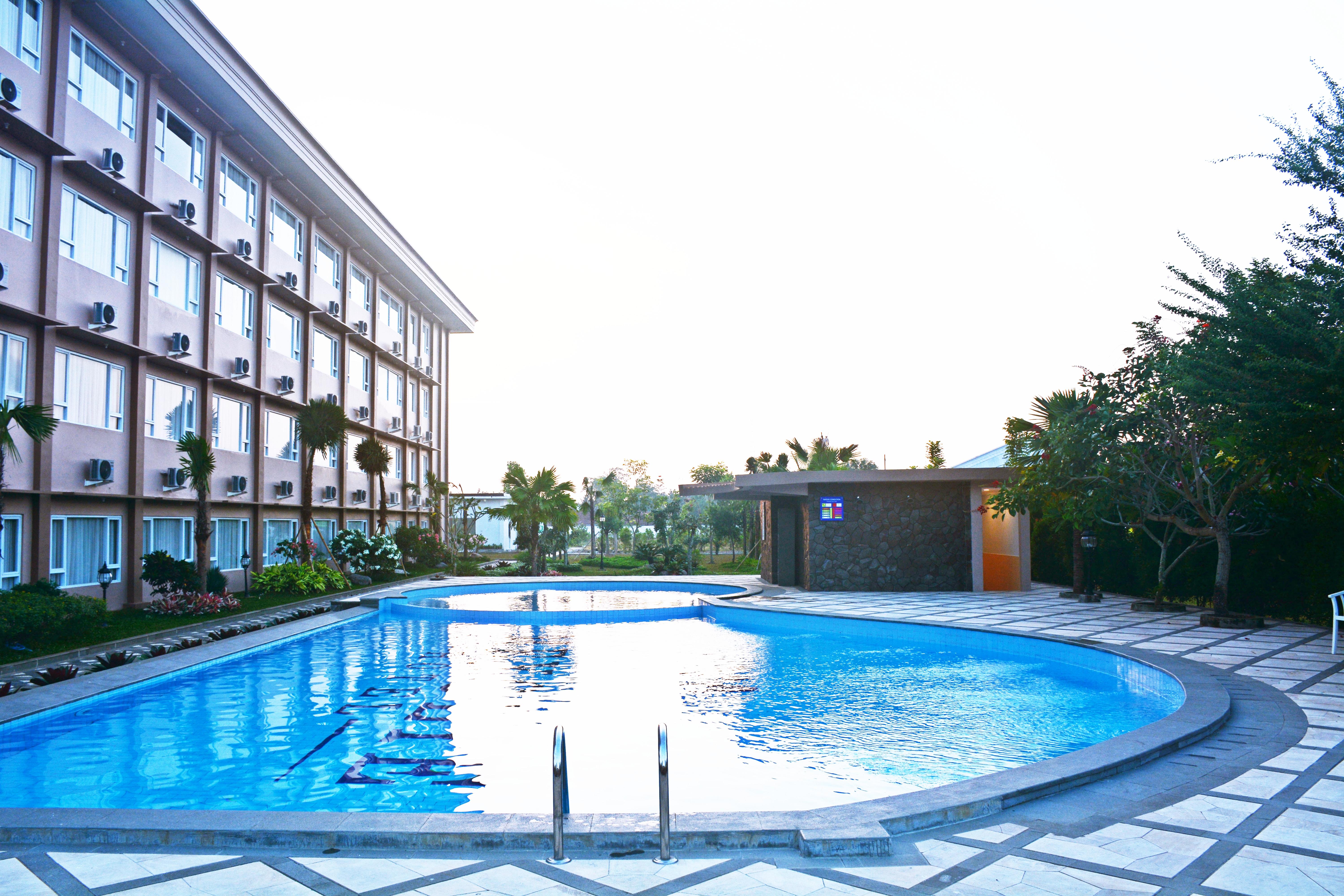 Mexolie Hotel Kebumen Exterior foto